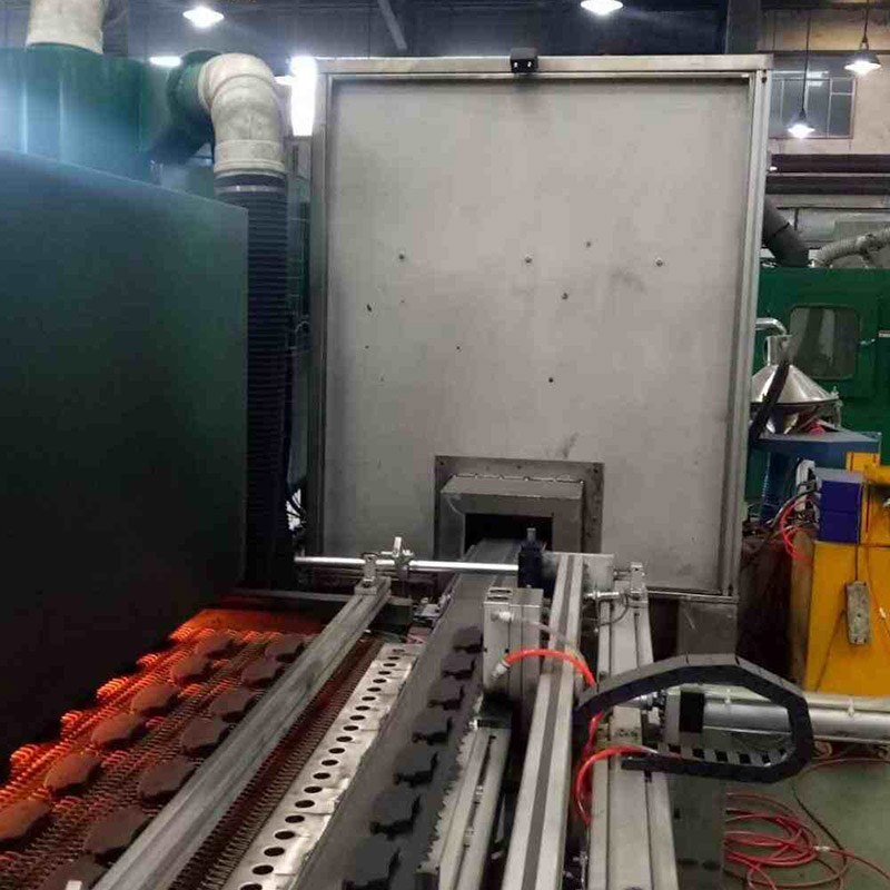 Elektrostatische spuitleiding voor remblokken